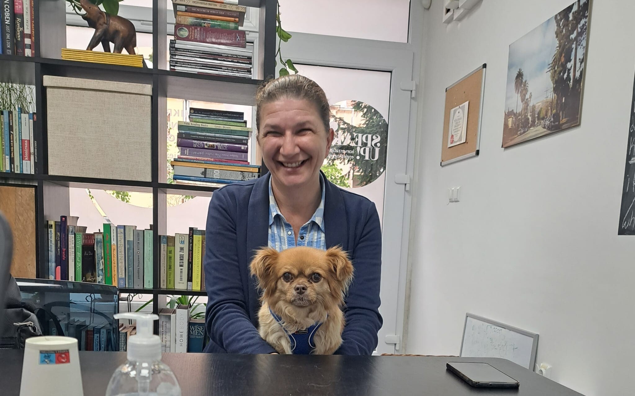 martina and misha in classroom2